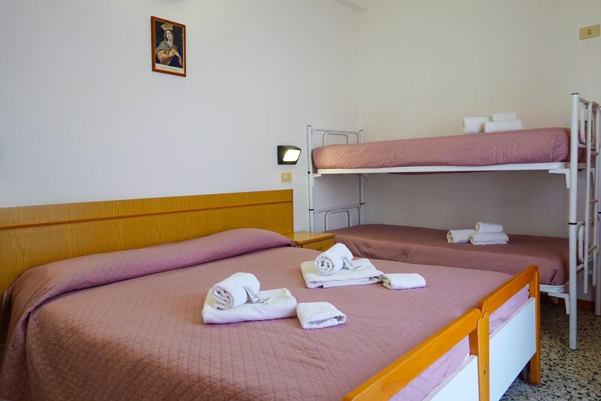 Hotel Lea B&B Pensione Completa Rimini Esterno foto