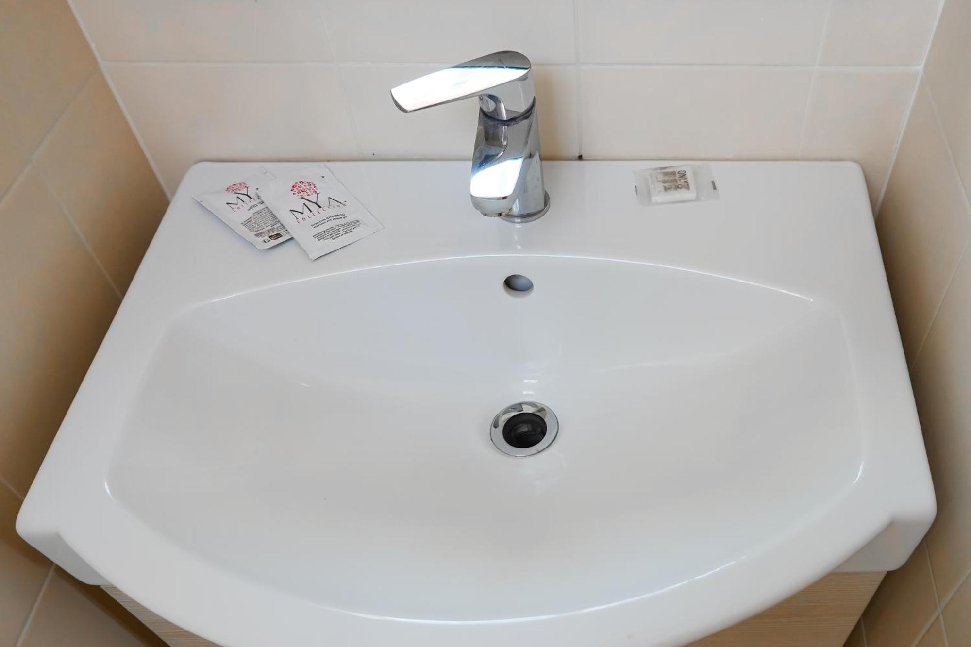 Hotel Lea B&B Pensione Completa Rimini Esterno foto